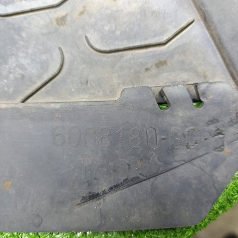 TESLA 600818000C Защита бампера заднего в наличии Черкассы