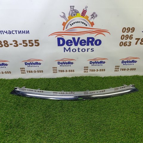 Молдинг решетки радиатора, нижний 623851LA0A NISSAN