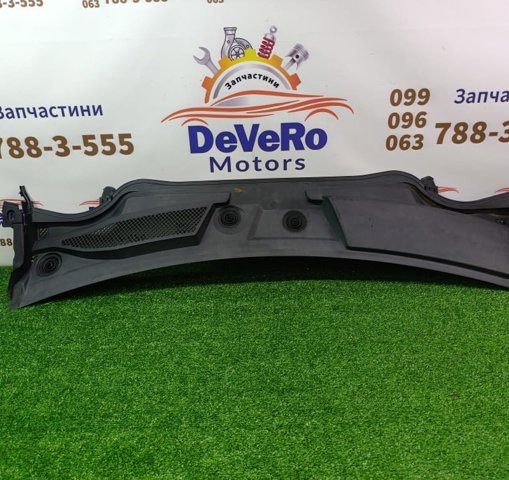 Водосток лобового стекла, жабо 668625DF0A NISSAN