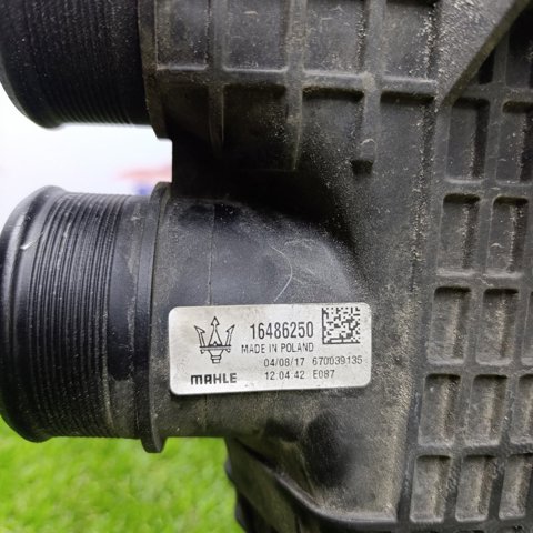 670109551 MASERATI Радиатор интеркуллера купить в Ирпень