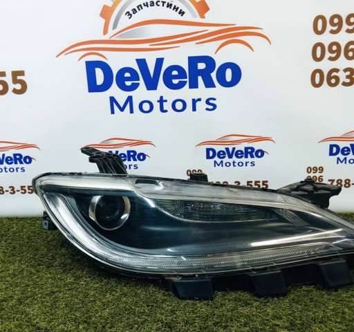 68110248AD CHRYSLER Правая фара купить в Чернигов