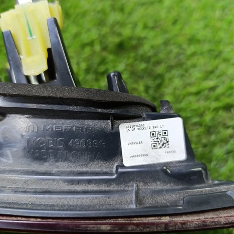 CHRYSLER 68110363AB Фонарь задний левый внутренний в наличии Кривой Рог