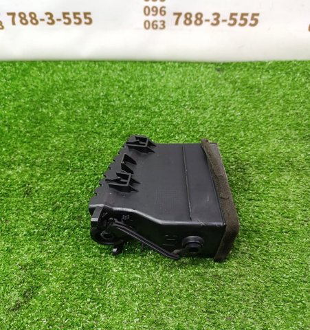 687515X00A NISSAN купить в Чернигов