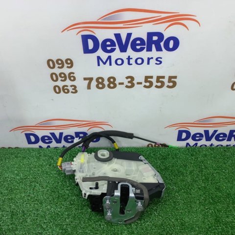 Замок двери задней правой 6905078030 TOYOTA