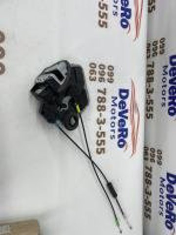 Замок задней левой двери 6906012410 TOYOTA
