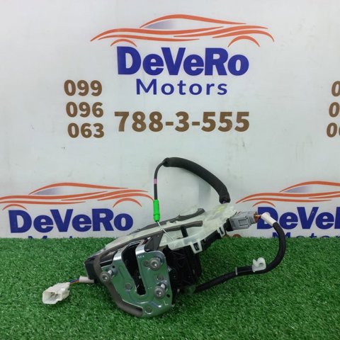 Замок задней левой двери 6906078030 TOYOTA