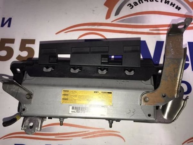 Эйрбэг защиты коленей нижняя 7390078010C0 TOYOTA