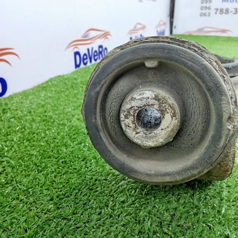 7L0407152J Нижний рычаг купить Украина