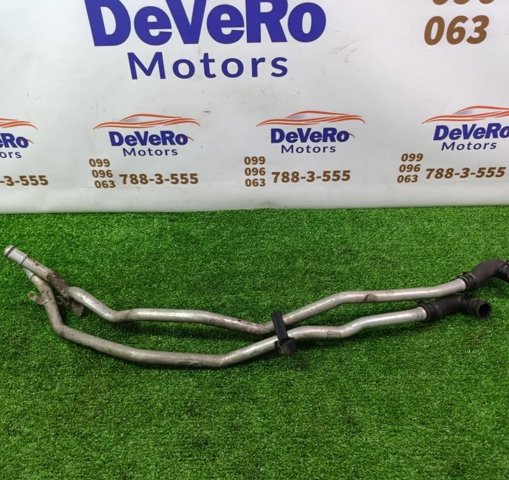 Патрубок радиатора охлаждения нижний 7L0819329A VAG