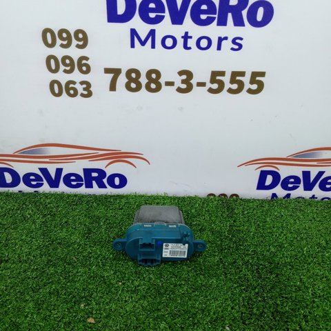 Резистор отопителя задний 7L0907521B VAG