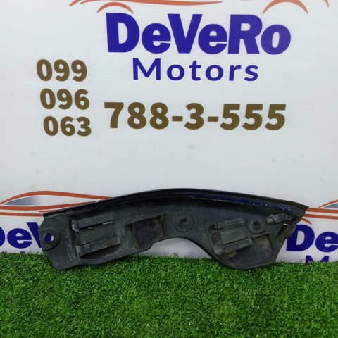 Кронштейн бампера заднего, внешний правый 7L6807394B VAG