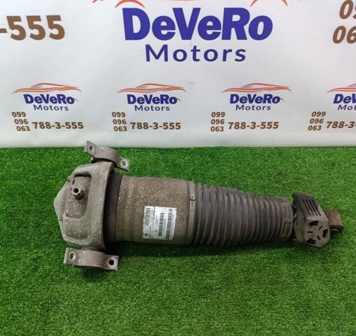 Задний правый амортизатор 7L8616020A VAG