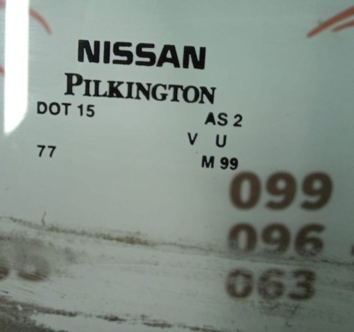 Стекло передней двери, правой 803003NF0A NISSAN