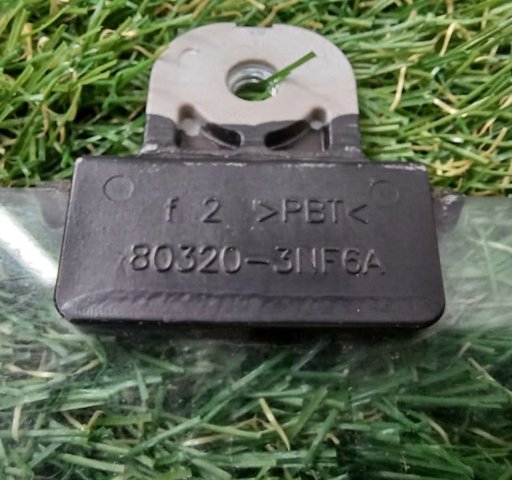 803003NF0A NISSAN Стекло двери передней правой купить в Одесса