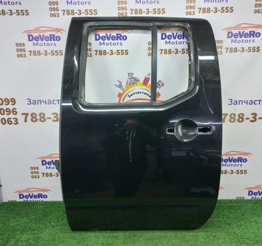 Задняя левая дверь 82101EB30J NISSAN