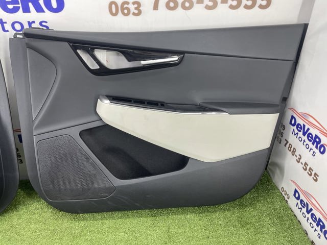 HYUNDAI 82308CV280CJG Обшивка (облицовка) внутренняя двери передней правой в наличии Сумы