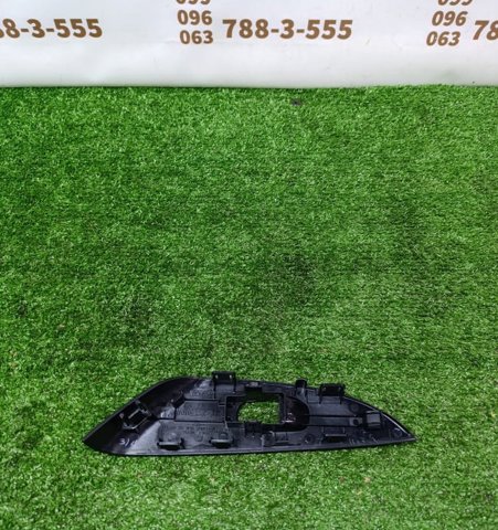 NISSAN 829613NA0A в наличии Кривой Рог