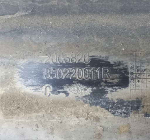 RENAULT 850220011R Бампер задний в наличии Львов
