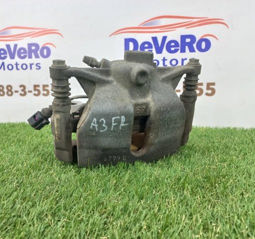 Скоба тормозного суппорта переднего 8V0615126A VAG