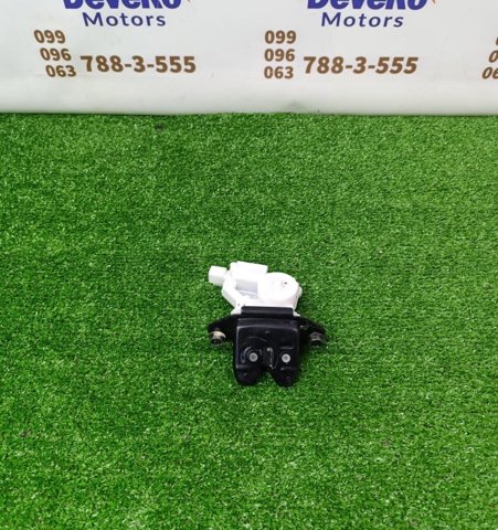 Замок крышки багажника 905025DA0C NISSAN