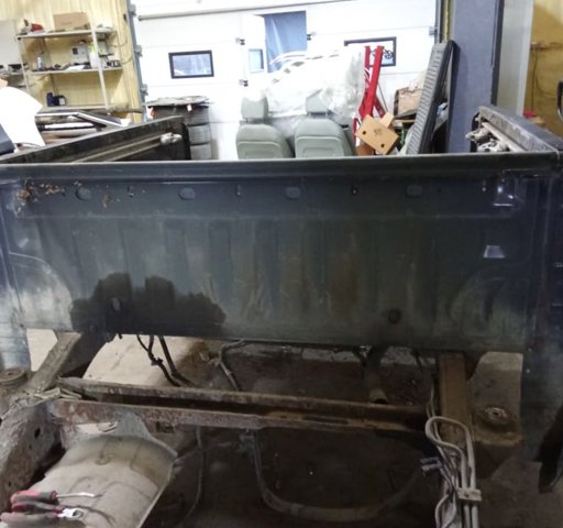 93300EB02J NISSAN Крыло заднее правое купить в Киев