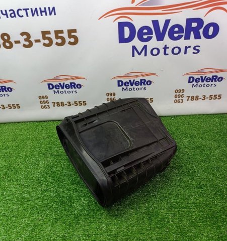 95B129607B Корпус воздушного фильтра правый купить Днепр
