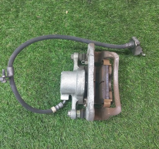 Задний правый суппорт 96626074 GM