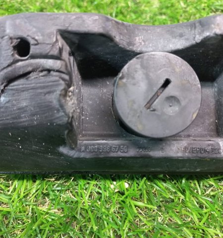Подушка домкрата нижняя, поддомкратник A0009986750 MERCEDES