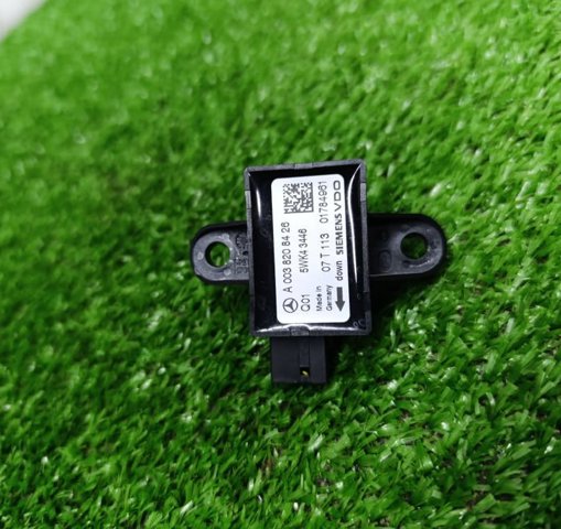 MERCEDES A0038208426 Датчик удара в наличии Винница