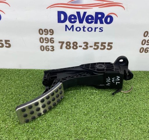 Педали газа A1643000104 MERCEDES