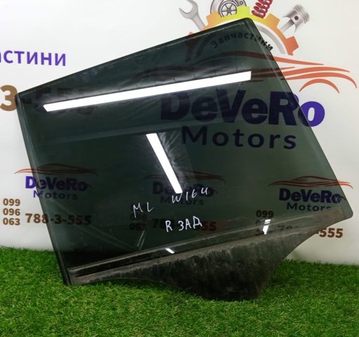 Стекло задней двери, правой A1647350810 MERCEDES
