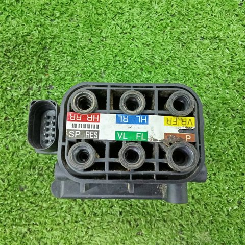 Блок клапанов гидравлической подвески AБС (ABS) A2123200358 MERCEDES
