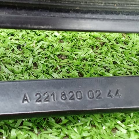 2218200244 MERCEDES Поводок стеклоочистителя купить в Ужгород