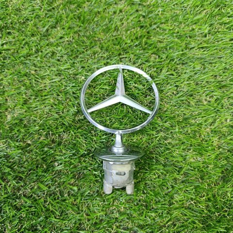 A2218800086 MERCEDES Эмблема капота купить в Павлоград