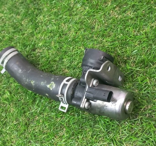 Кран отопителя A2712030164 MERCEDES