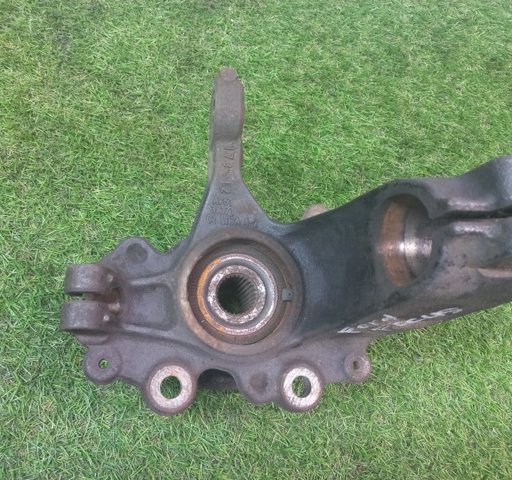 Цапфа поворотная левая AV613K171DAB FORD