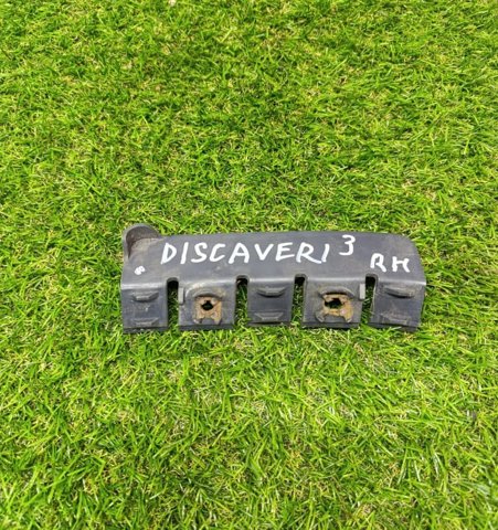 Направляющая заднего бампера, правая DQL000081 LAND ROVER