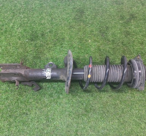 Передний правый амортизатор E4302BA61A NISSAN