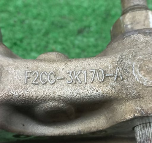 FORD F2GZ3K185A Цапфа передняя правая в наличии Хмельницкий