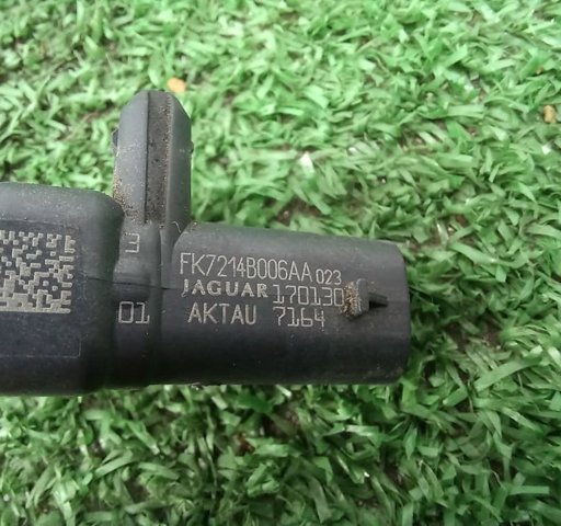 Датчик AIRBAG передний FK7214B006AA LAND ROVER