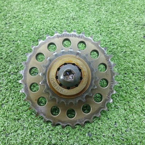 Шестерня промежуточного вала двигателя G4D310A216BA JAGUAR