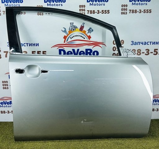 Пассажирская передняя дверь H01005SLAA NISSAN