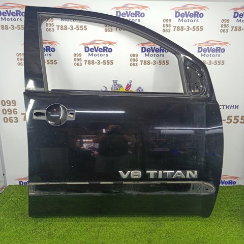 Пассажирская передняя дверь H0100ZQ3MA NISSAN
