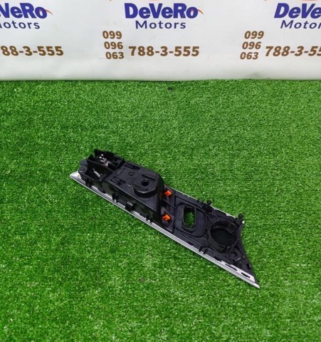 FORD HT4Z5822601AB Ручка двери передней внутренняя левая в наличии Павлоград