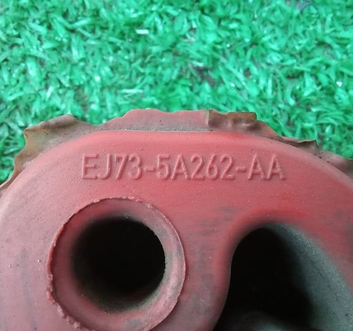 LR000593 LAND ROVER Подушка глушителя купить в Украина