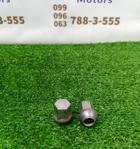 LAND ROVER LR001381 Гайка колесная в наличии Тернополь