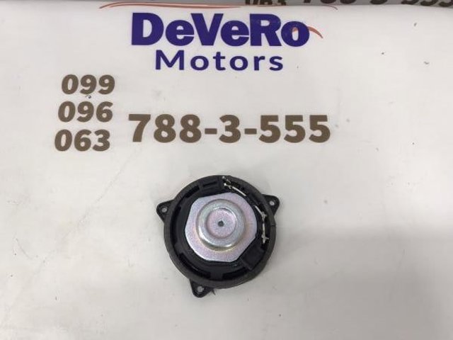 Динамик задней полки LR025876 LAND ROVER