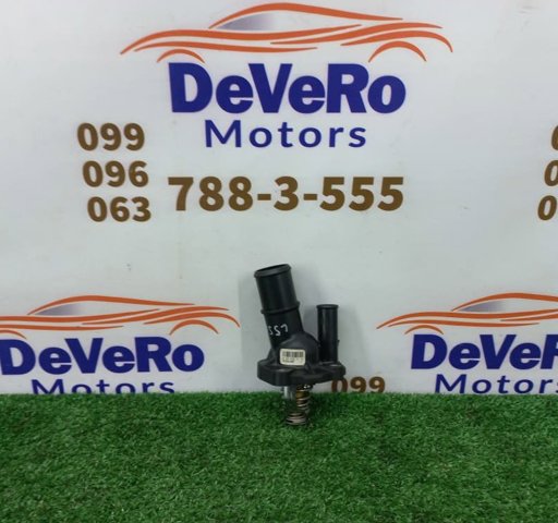 Термостат в корпусе LR027158 LAND ROVER