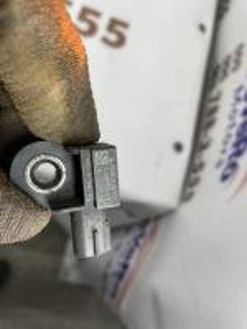 LR028853 LAND ROVER Датчик удара купить в Чернигов