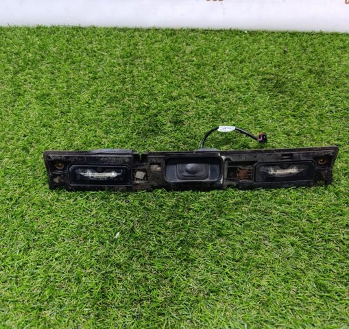 Ручка крышки багажника/3-й/(5-й) двери, наружная LR037608 LAND ROVER